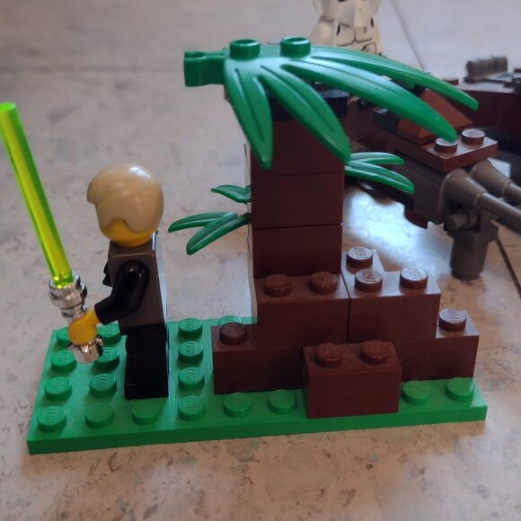 Like New Lego Star Wars Speeder Bikes, retired, w original box and Instructions - Picture 9 of 14